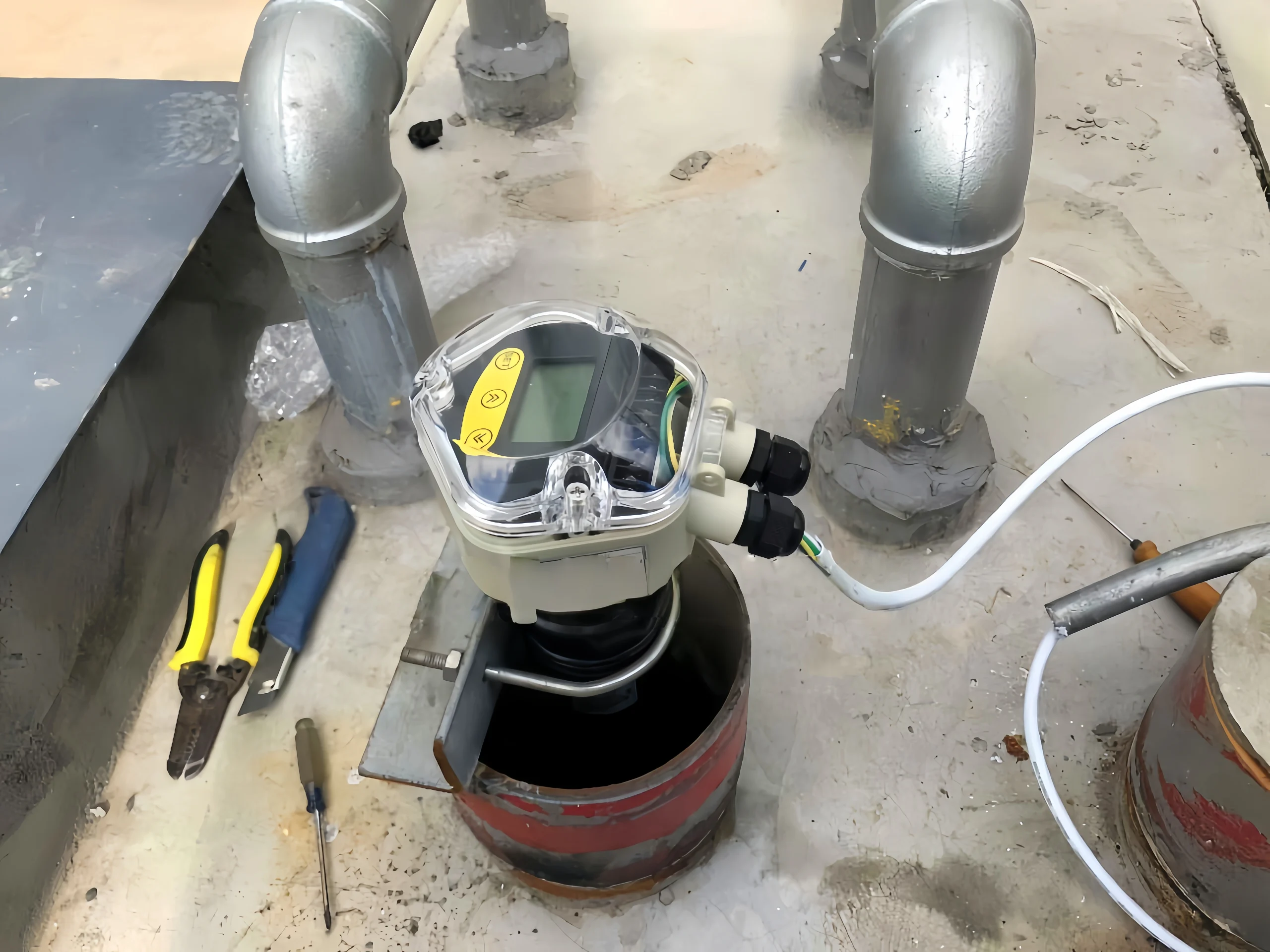 ultrasonic level transmitter