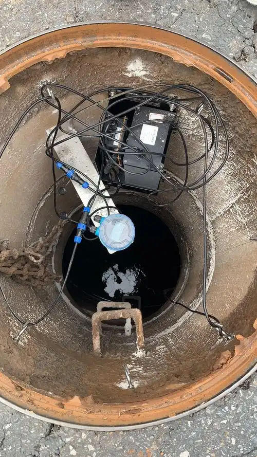 ultrasonic level transmitter