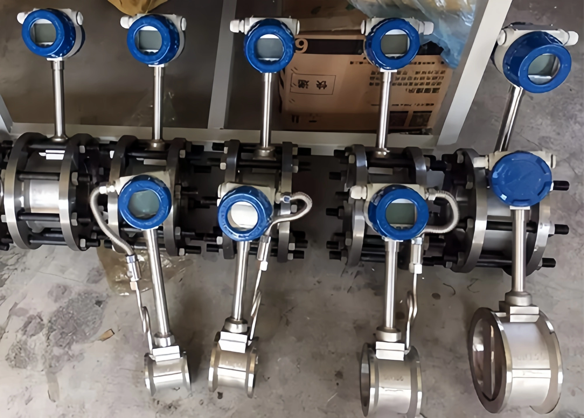 Inline vortex compressed air flow meter