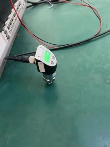 pressure sensor and pressure switch