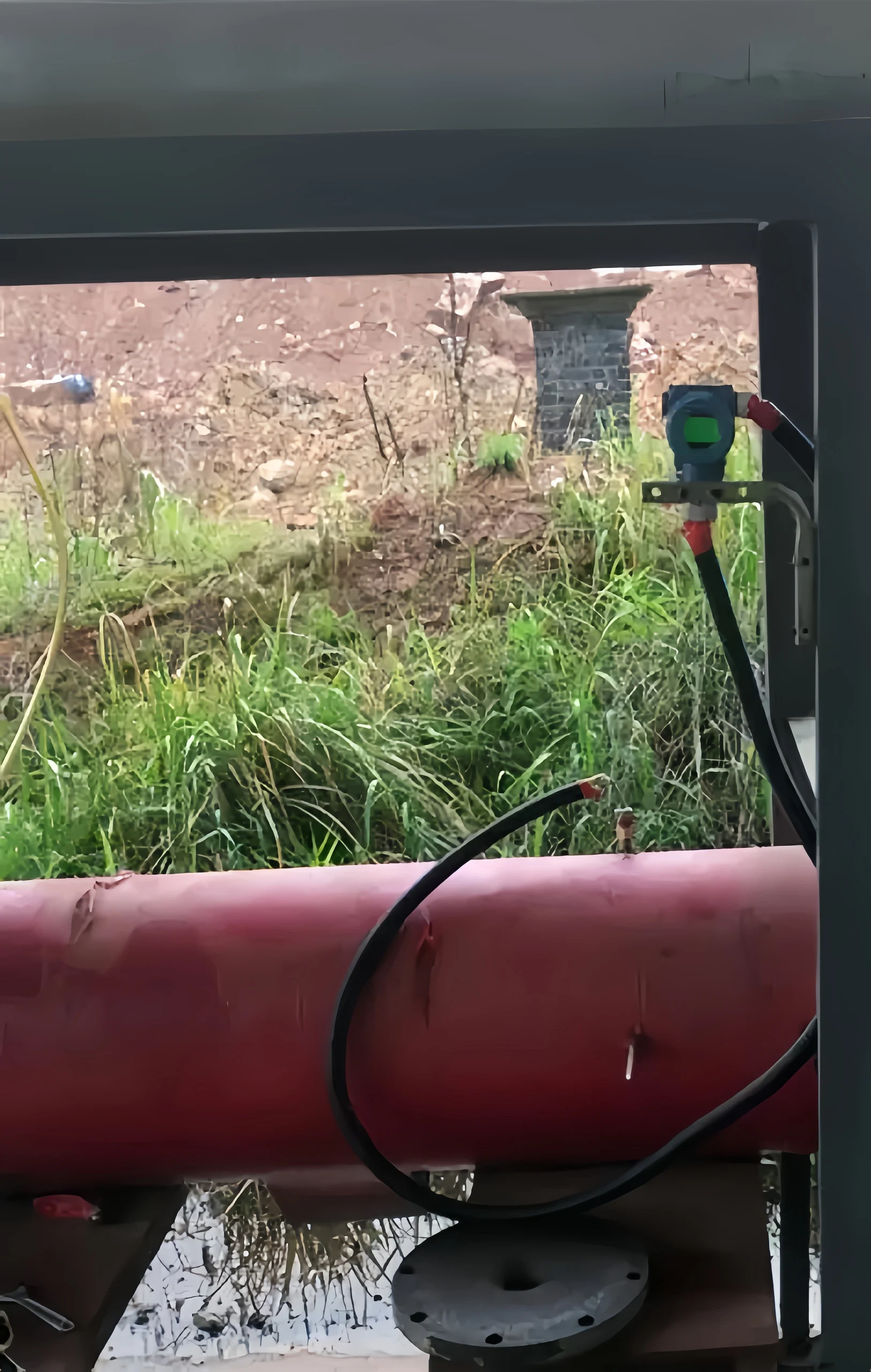 Remote Temperature Transmitter Application For Pipe