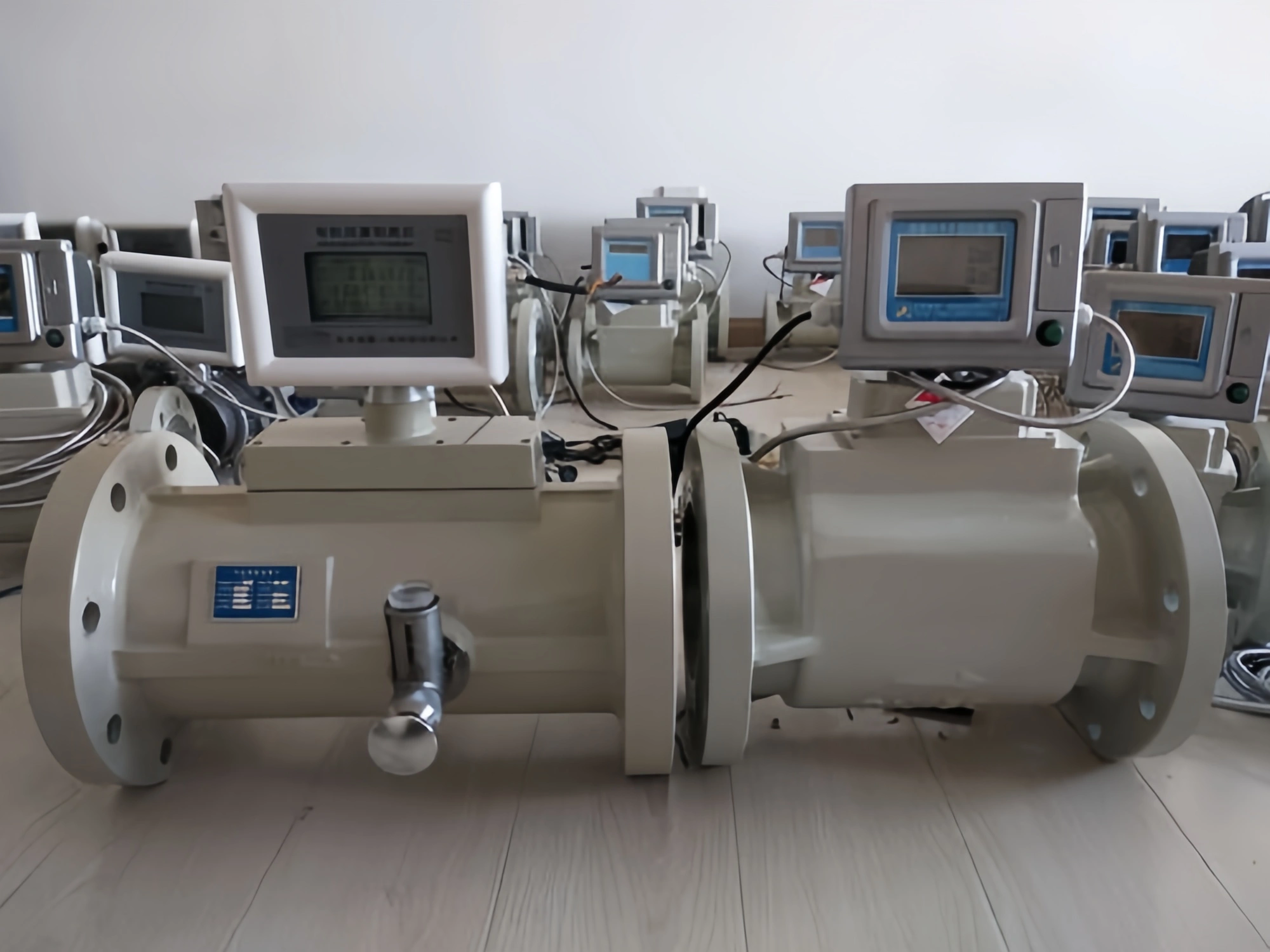 Large diameter turbine flowmeter