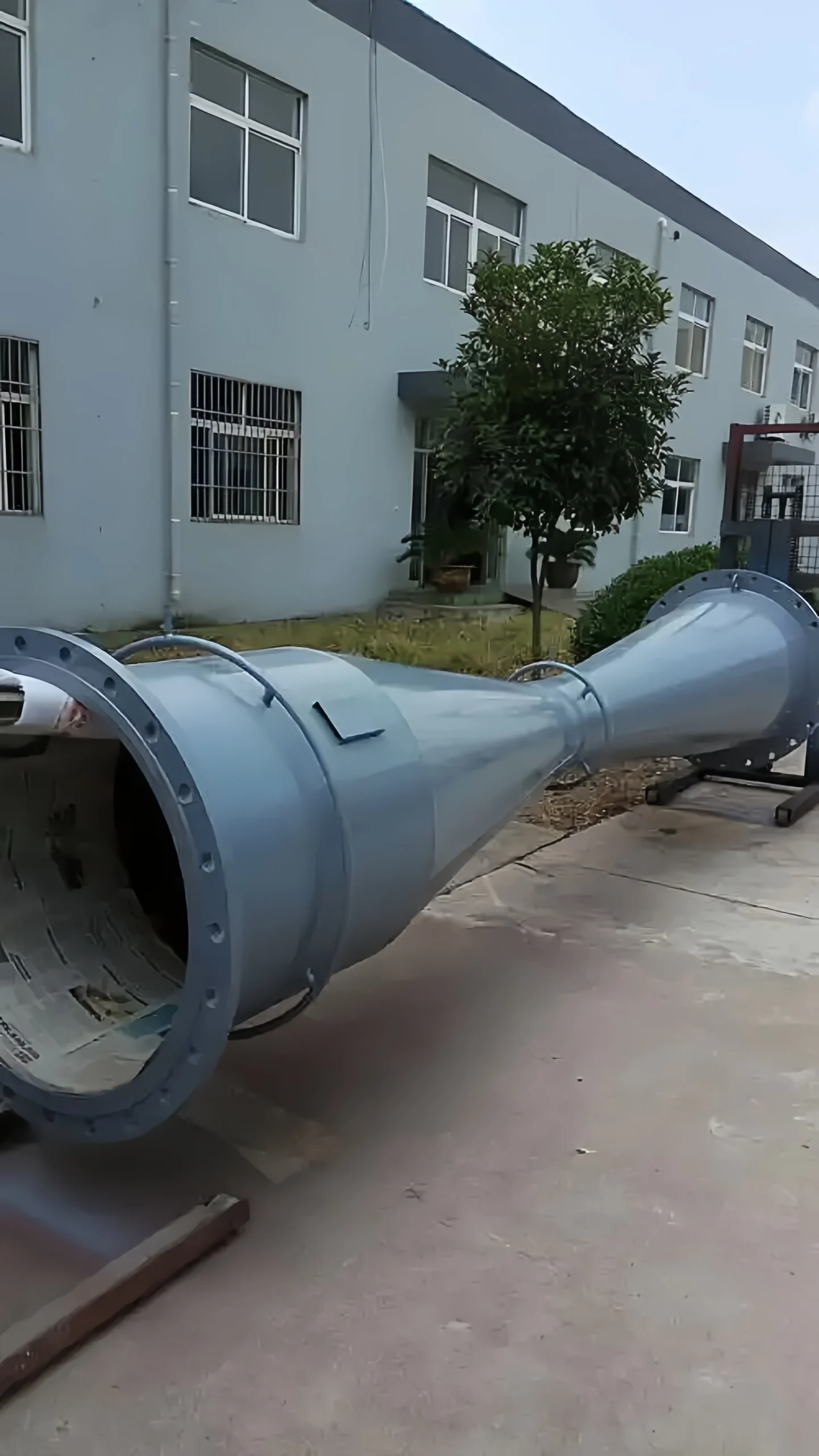 Large size Venturi flowmeter