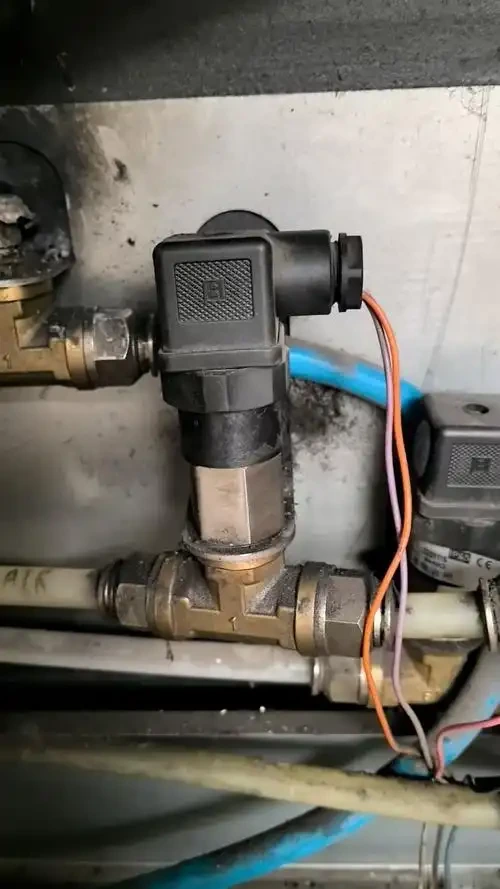 A Detailed Overview of Hydrogen Temperature Transmitter Technology