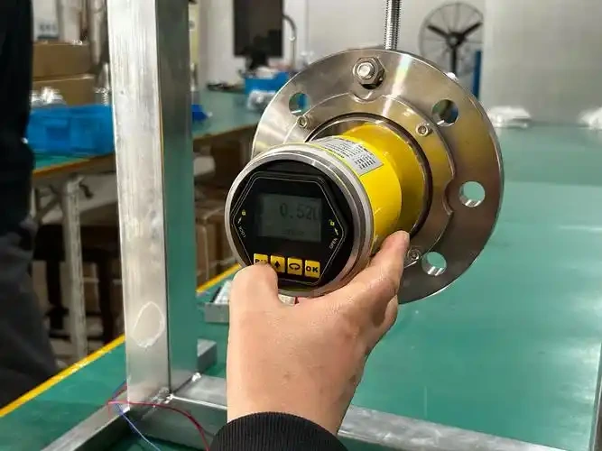 A Comprehensive Analysis of FMCW Radar Level Sensors 1